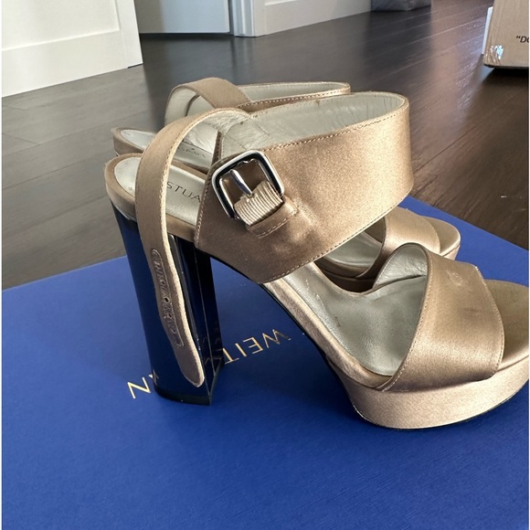 Stuart Weitzman Beige PARTISAN Satin Block Mirror Heel Sandals 6.5 - Picture 6 of 9